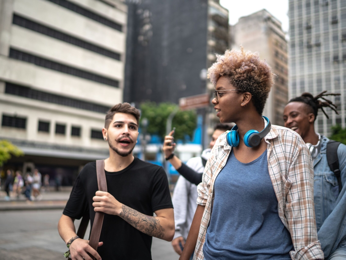 A plataforma que reúne dados sobre a população jovem no Brasil